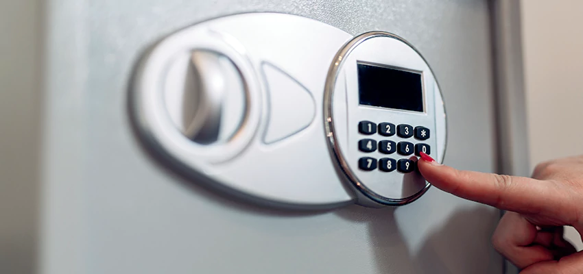 Jewelry Safe Cracking in Jamul, California